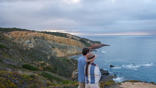 Comment organiser une visite des villages traditionnels de l'île de Chiloé au Chili?